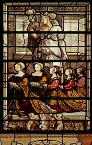 Das Nordfenster der Kapelle: St. Agatha mit den Töchtern von Anne de Montmorency