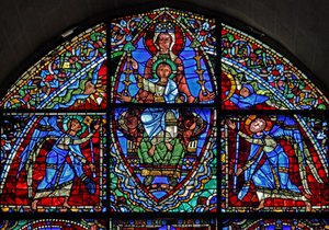 Die Jungfrau Maria auf dem Thron und das Christuskind mit zwei Engeln