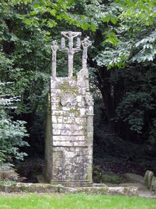 Der Brunnen der Chapelle de La Trinité