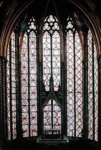 Das Buntglasfenster im Chor der Oberkapelle, 1246-48 von French School