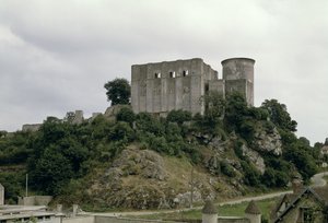 Ansicht des Tour de Talbot und der Burg (siehe auch 87682) von French School