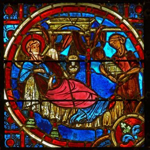 Fenster mit Darstellung der Geburt Christi