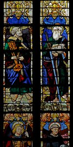 Fenster w1 zeigt St. Peter und St. Paulus