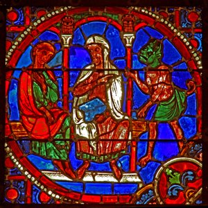 Fenster w1, Szene aus der Theophilus-Geschichte: Er wird von einem Magier dem Satan vorgestellt
