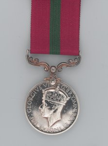 Langdienstauszeichnung und gute Führung, Regimentsfeldwebel Hassan Jabir, The King