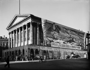Rathaus, Victoria Square, Birmingham, 1941 von George Bernard Mason
