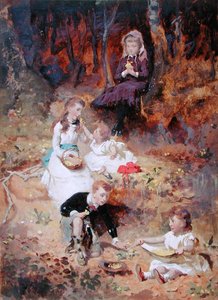 Fünf Kinder spielen im Wald