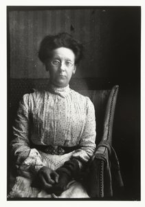 Porträt von Margaretha Breitner, Schwester des Fotografen von George Hendrik Breitner