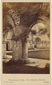 Fountains Abbey. Das Kapitelhaus. von George Washington Wilson