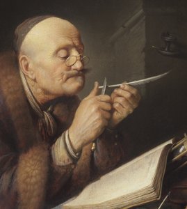Gelehrter, der eine Feder spitzt