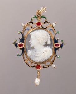 Kameo-Anhänger mit Darstellung der Büste eines bärtigen Generals