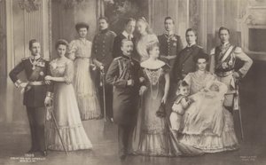 Kaiser Wilhelm II. von Deutschland und seine Familie von German School