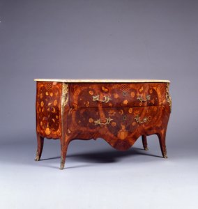 Eine von einem Paar Marketerie- und Parketterie-Kommoden, ca. 1765 von German School