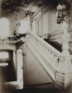 Der Stroganow-Palast in Sankt Petersburg. Die große Treppe mit unterem Vestibül, 1860er Jahre