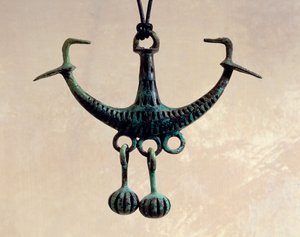 Ankerförmiger Anhänger, Schmuck aus Bronze, aus Axioupolis, Griechenland, griechische Zivilisation, 8.-7. Jahrhundert v. Chr. von Greek