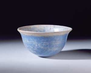 Hellenistische blaue Schale, 2. Jahrhundert v. Chr. (Glas)