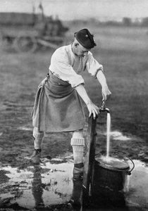 Lagerleben, Wasser holen, 1896