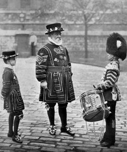 Sergeant-Major Patrick Penrose, der Yeoman Porter, London, 1896 von Gregory and Co