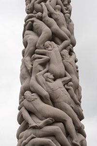 Menschenmonolith, Skulptur im Frognerpark, Oslo, Norwegen (Granit) von Gustav Vigeland