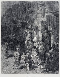 Eine Straße in Whitechapel - in „London“ von Gustave Doré von Gustave Dore