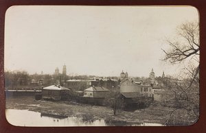 Erster Weltkrieg: die Ukraine in den Jahren 1914-1916 während der Invasion der deutschen Armee. Ansicht von Sumy von Heldenfriedhof Dsessentniki (attr. to)