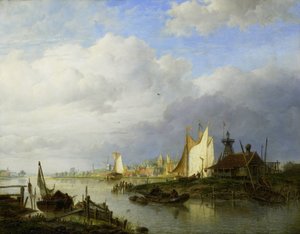 Boote auf einem Fluss mit einem Leuchtfeuer