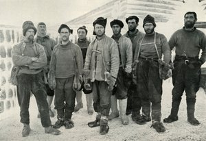 Die Depot- und Westparteien bei ihrer Rückkehr nach Cape Evans, 13. April 1911, 1913 von Herbert Ponting