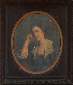 Frau Emily Dorothy Ammann, die Nichte des Künstlers von Herman Hartwich