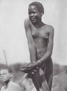 Afrika: Nuer-Mädchen