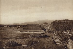 Mexiko: San Juan Teotihuacan, Blick auf die Terrassen der Zitadelle