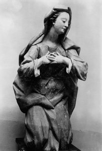 Kniende Maria