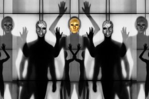 Schatten Spiel Masken von Igor Shrayer