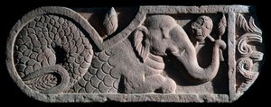 Fischschwanz-Elefant (Steinskulptur)