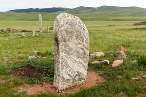 Hirschstein-Stätte in der Nähe von Mörön in Nordmongolei, 2013 (Foto) von Ira Block