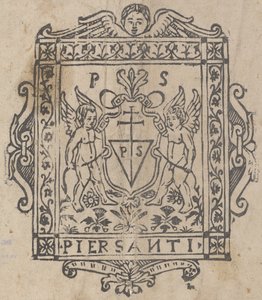 Zwei Putti mit Schild, beschriftet Pier Santi