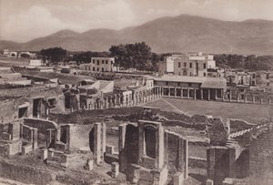 Caserma Dei Gladiatori mit Panorama, Die Fechtschule (s/w Foto)