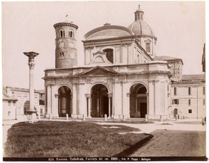 Kathedrale der Auferstehung unseres Herrn Jesus Christus, Ravenna, Emilia-Romagna, Italien, Fotografie von Pietro Poppi, Bologna, ca. 1900 von Italian Photographer