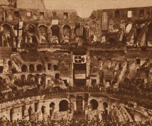 Gedenkfeiern ein Jahr nach dem Eintritt Amerikas in den Ersten Weltkrieg, im Kolosseum, Rom, Italien