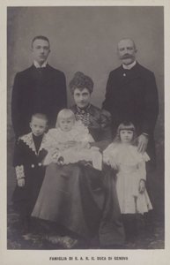 Prinz Thomas, Herzog von Genua und seine Frau, Prinzessin Isabella von Bayern, mit ihren Kindern