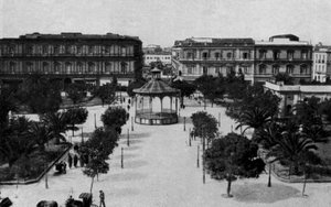 Taranto, Villa Garibaldi und Musikpavillon (s/w Foto)
