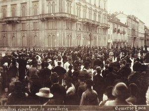 Bürger fordern die Kavallerie von General Bava Beccaris heraus, während der Unruhen in Mailand, 6.-9. Mai 1898 von Italian School