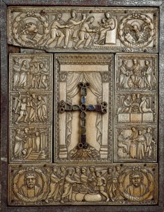 Evangelische Abdeckung bekannt als „Dittico delle cinque parti“ (Diptychon der fünf Teile) in Elfenbein dekoriert Episoden der Göttlichkeit des Rechts. 5. Jahrhundert von Italian School