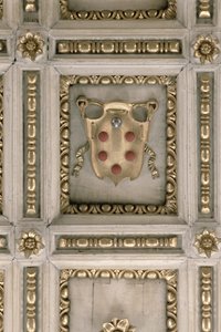 Medici-Wappen, vom Gesims der Kirche