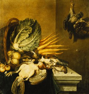 Ein umgestürzter Korb mit Geflügel, Rüben, Äpfeln, Zwiebeln und einem Kohl auf einem mit einem grünen Tuch drapierten Sims