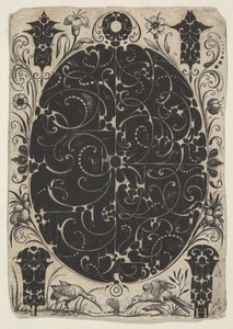 Ovales Gehäuse, verziert mit Schweifwerk in zwei Varianten, umgeben von kleineren Motiven, ca. 1614-19 von Jacques Hurtu