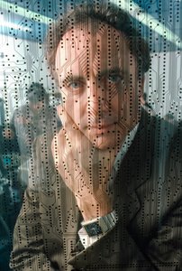 Ein Schaltplan verhüllt Efraim R. "Efi" Arazi, den Gründer eines Computerbildunternehmens von James L Stanfield