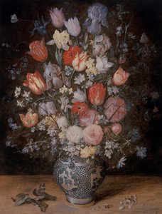 Stillleben mit Blumen in einem Holztrog
