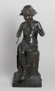 Sitzender Faun