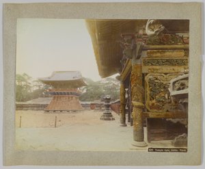 Tempeltor, Shiba Park, Tokio, Japan von Japanese Photographer