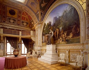 Ballsaal des Château de Dampierre, mit Fresken von Ingres und kolossaler Statue der Minerva, Frankreich